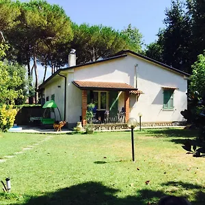 villa-laura-forte-dei-marmi.it-tuscanyhotel.com/