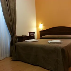 Alex Ii 2*, Roma İtalya